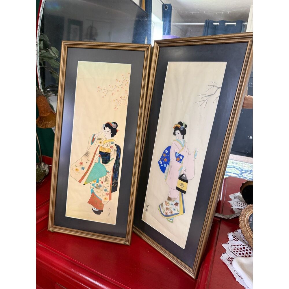 Original Vintage Japanese Paintings - Framed Geisha Bijin-ga Watercolor on Silk